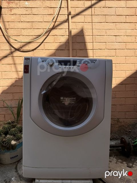 Hotpoint Ariston ön yükleməli paltaryuyan maşın - Marka/model — Digah