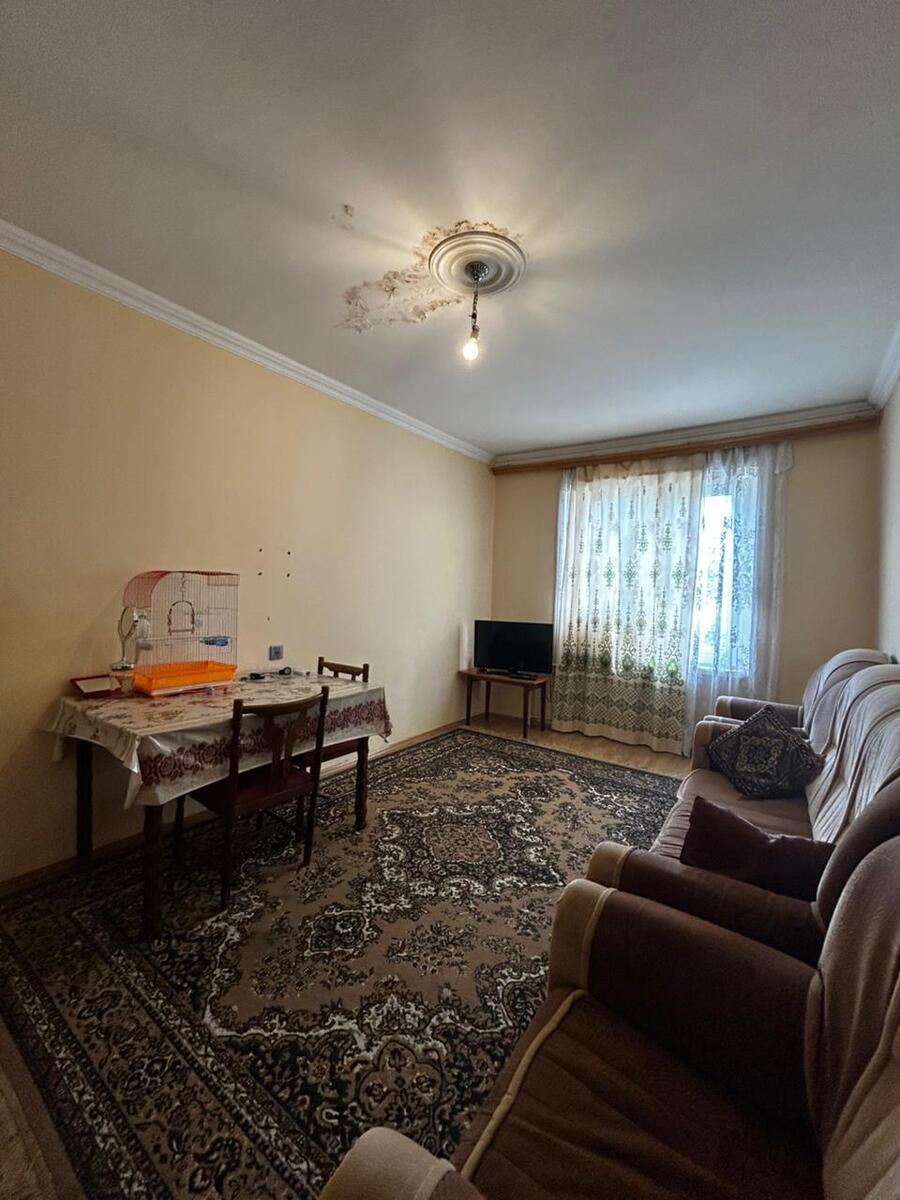 Satılır 2 otaqlı köhnə tikili 65 m² — Mənzil, Bakı (2)