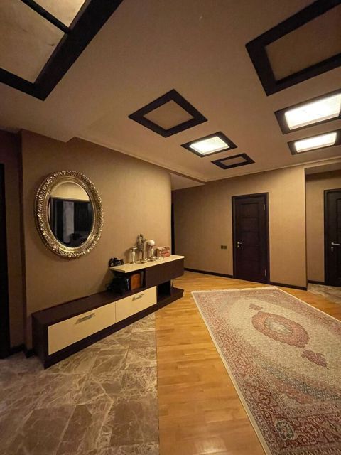 Satılır 3 otaqlı yeni tikili 152 m² — Bakı