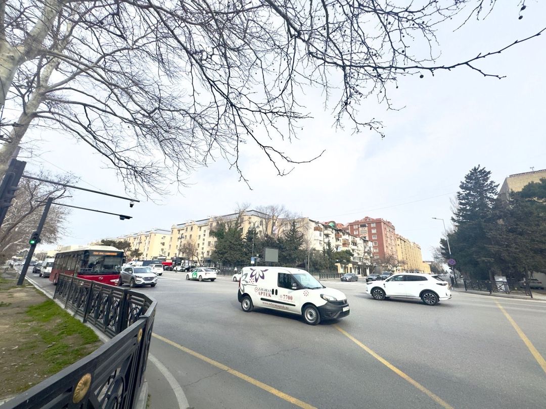 Satılır 2 otaqlı köhnə tikili 55 m² — Mənzil, Bakı (2)