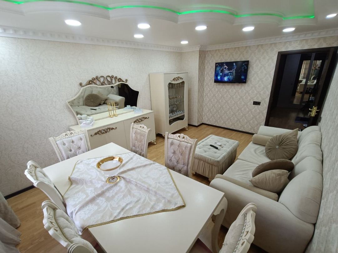 Satılır 2 otaqlı köhnə tikili 68 m² — Mənzil, Bakı (2)