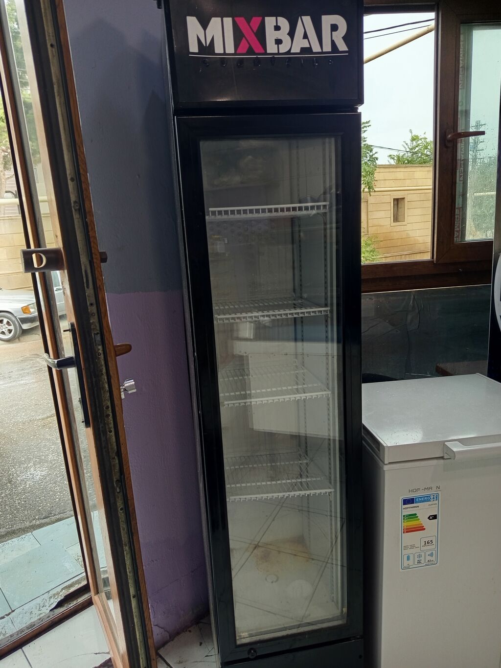 Mıxbar şüşə vitrinalı içki soyuducusu - Brend loqolu dik tip vitrin — Biznes və avadanlıq, Digah (2)