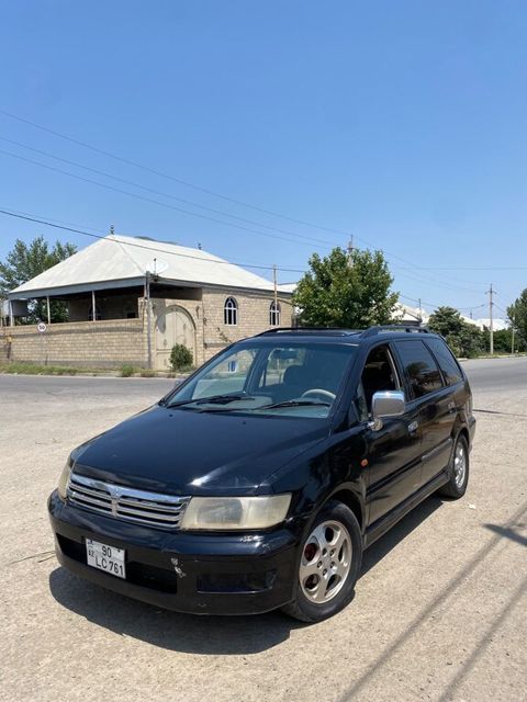 Mitsubishi Chariot, 2.4 L, 2001 il, 235 644 km — Gəncə