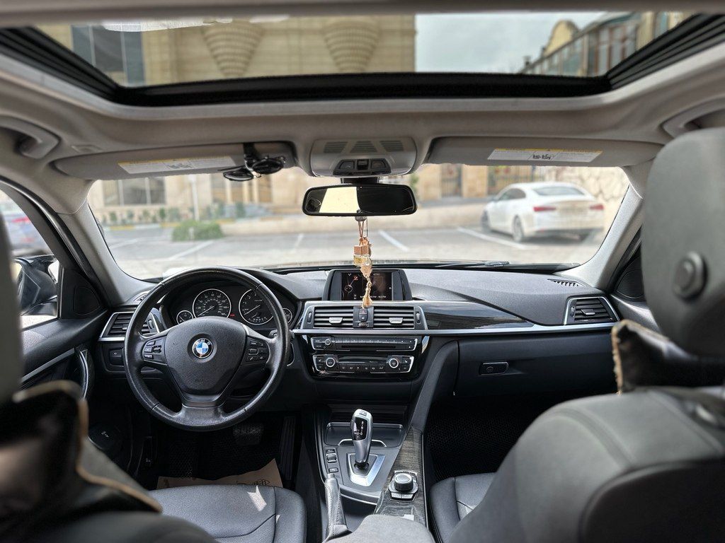 BMW 320, 2.0 L, 2016 il, 209 000 km — Avtomobillər, Bakı (5)