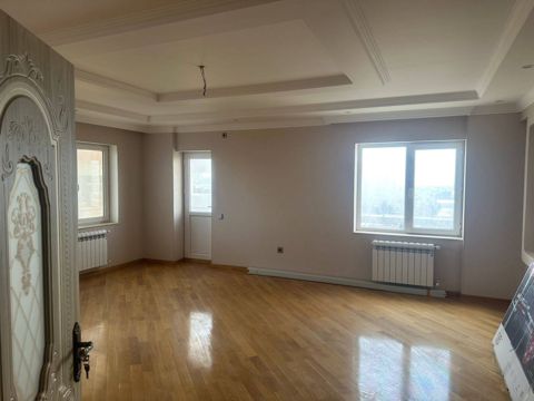 Satılır 3 otaqlı yeni tikili 135 m² — Bakı