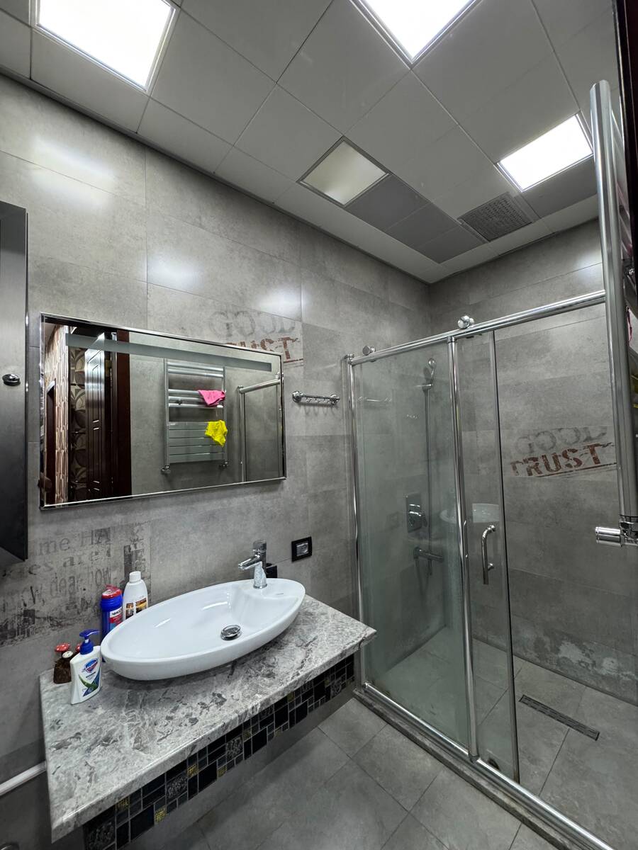 Satılır 2 otaqlı köhnə tikili 65 m² — Mənzil, Bakı (11)
