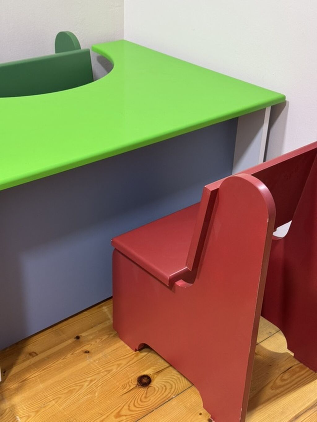 Uşaq masa və stul dəsti Uzunluğu 82sm eni 63 sm Hündürlüyü 50 sm 2 — Mebel, Masazır (3)
