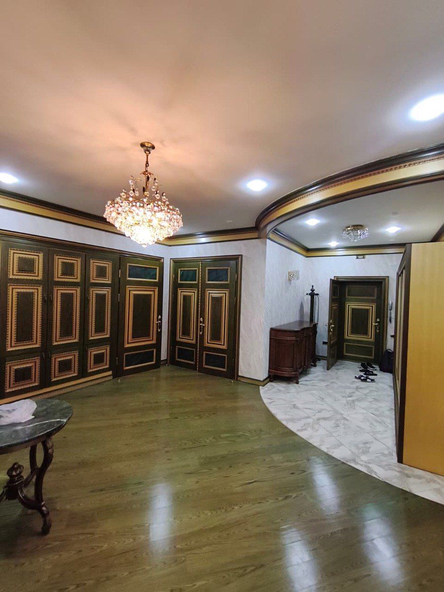 İcarəyə verilir 4 otaqlı yeni tikili 210 m² — Mənzil, Bakı (11)