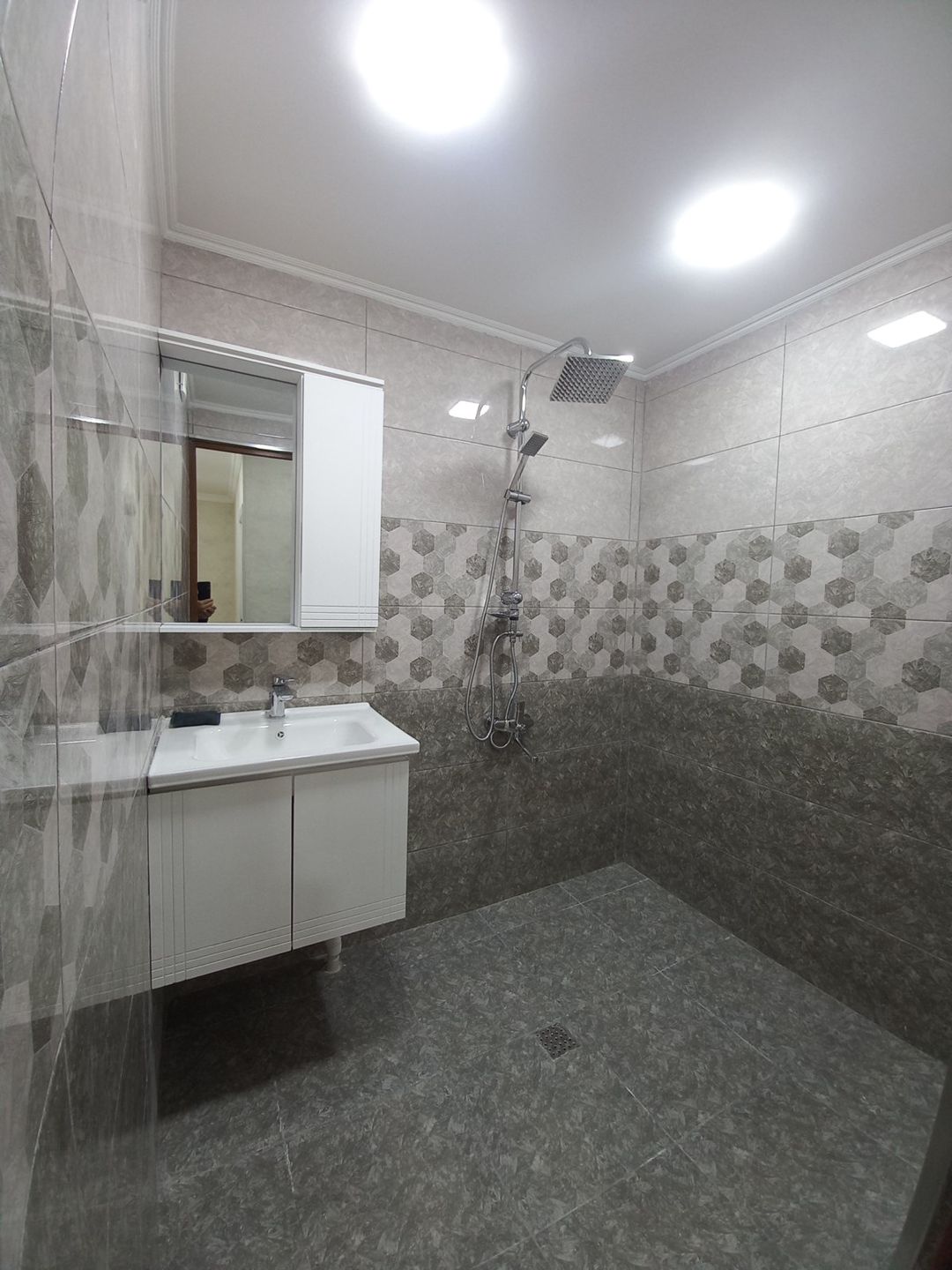 Satılır 2 otaqlı köhnə tikili 60 m² — Mənzil, Bakı (9)