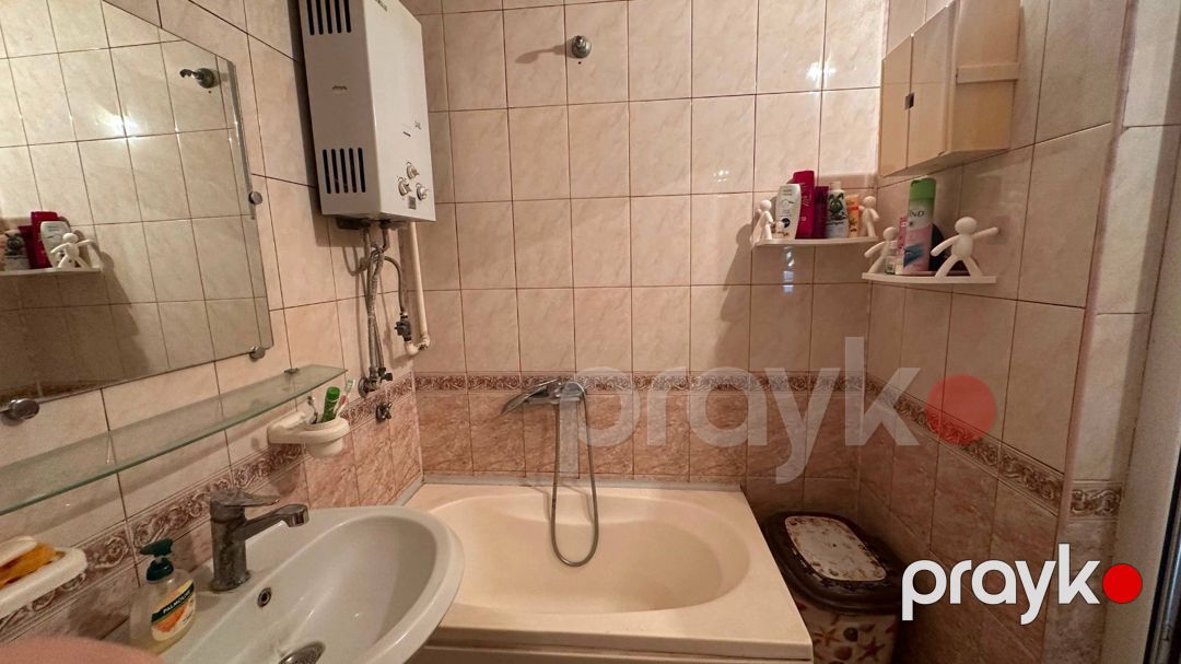 Satılır 2 otaqlı köhnə tikili 45 m² — Mənzil, Bakı (12)