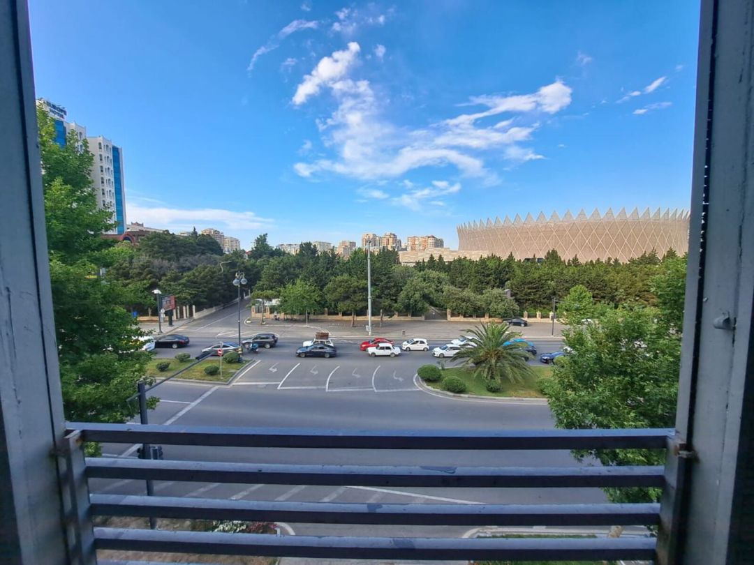 Satılır 1 otaqlı köhnə tikili 36 m² — Mənzil, Bakı (10)
