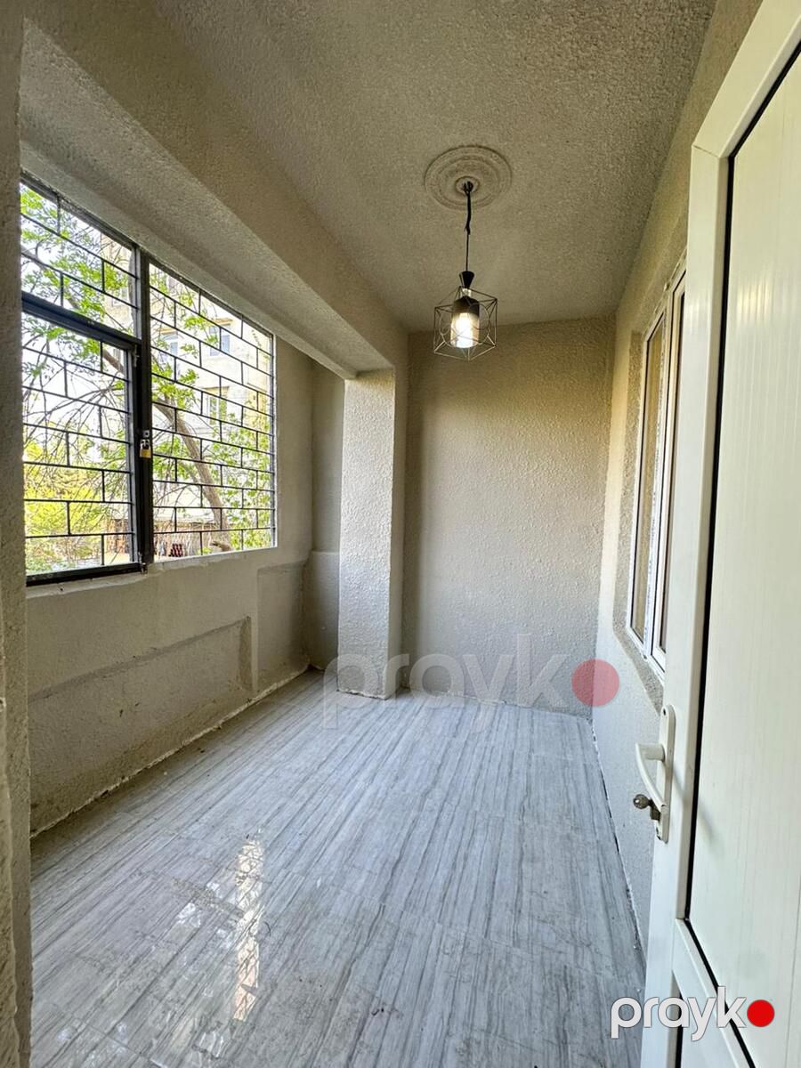 Satılır 4 otaqlı köhnə tikili 105 m² — Mənzil, Bakı (11)