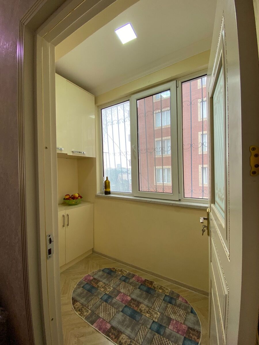 Satılır 2 otaqlı köhnə tikili 75 m² — Mənzil, Bakı (10)