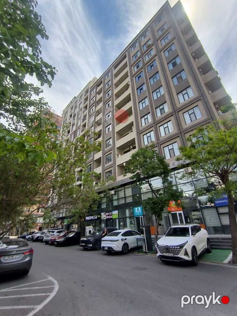 Satılır 2 otaqlı yeni tikili 111 m²