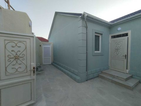 Satılır 3 otaqlı həyət evi/bağ evi 80 m² — Bakı
