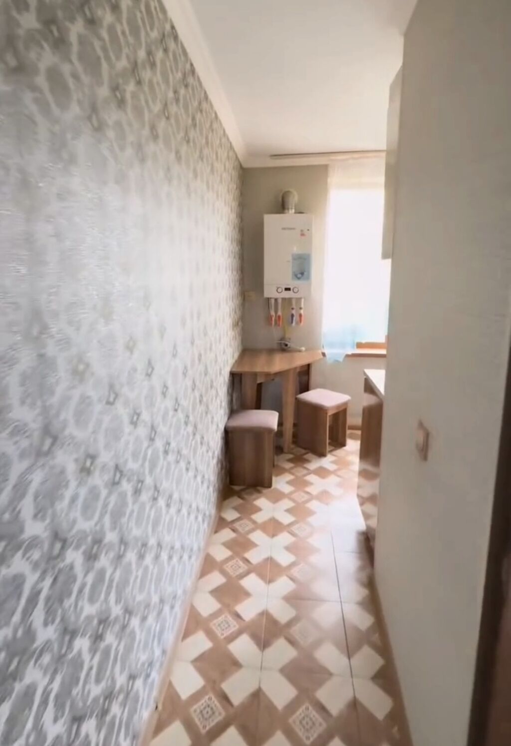 Bakı, Yasamal, 3 otaqlı, Köhnə tikili, m. Elmlər Akademiyası, 85 kv. m — Daşınmaz əmlak, Bakı (9)