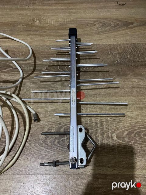 Yagi tipli TV antenası və kabel dəsti. Az işlənib problemsizdi — Bakı