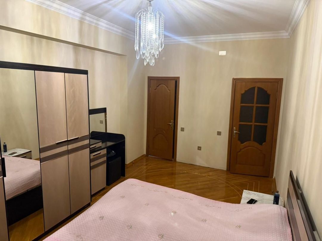 Satılır 4 otaqlı yeni tikili 213 m² — Mənzil, Bakı (10)