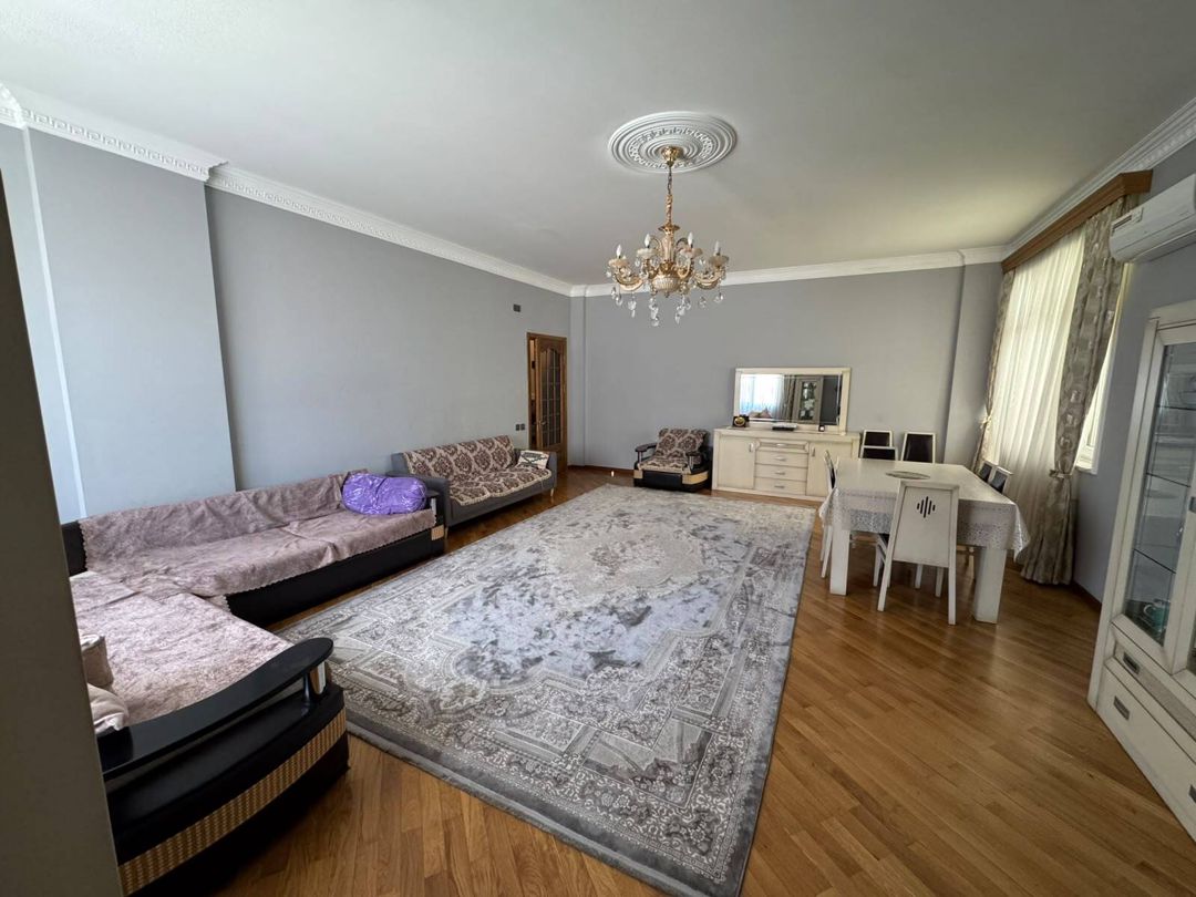 Satılır 3 otaqlı yeni tikili 175 m² — Mənzil, Bakı (2)