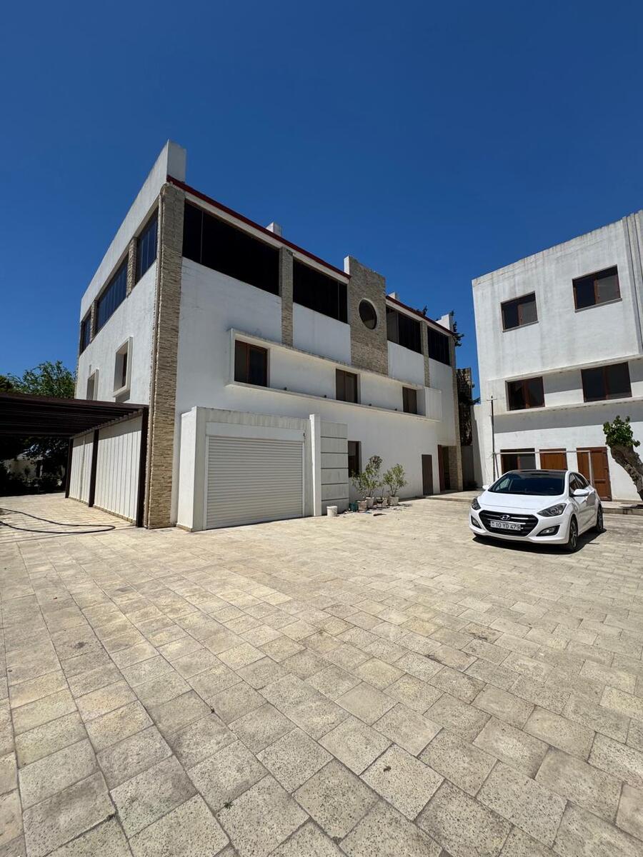 Satılır 9 otaqlı həyət evi/bağ evi 550 m² — Ev, villa, Bakı