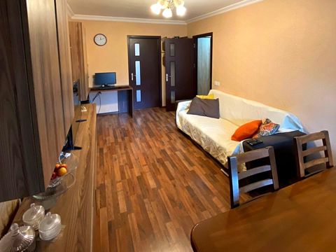 Satılır 2 otaqlı köhnə tikili 50 m² — Bakı
