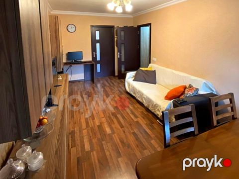 Satılır 2 otaqlı köhnə tikili 50 m²