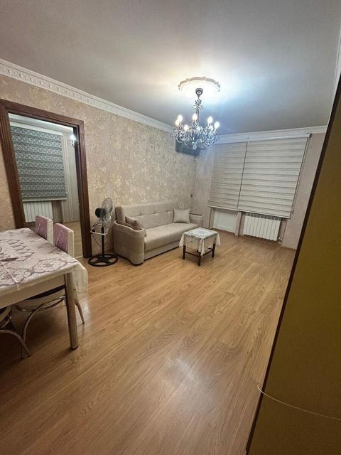İcarəyə verilir 2 otaqlı köhnə tikili 50 m² — Bakı