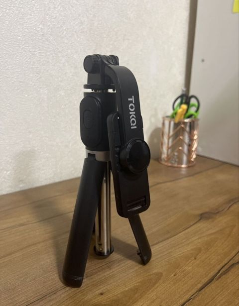 Tripod satılır şəkik çəkmək üçün düyməsinə qədər var ideal bir şeydi — Bakı
