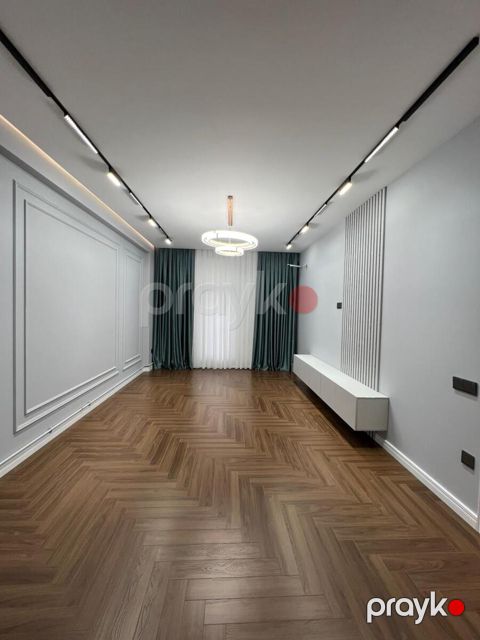 Satılır 3 otaqlı yeni tikili 97 m²