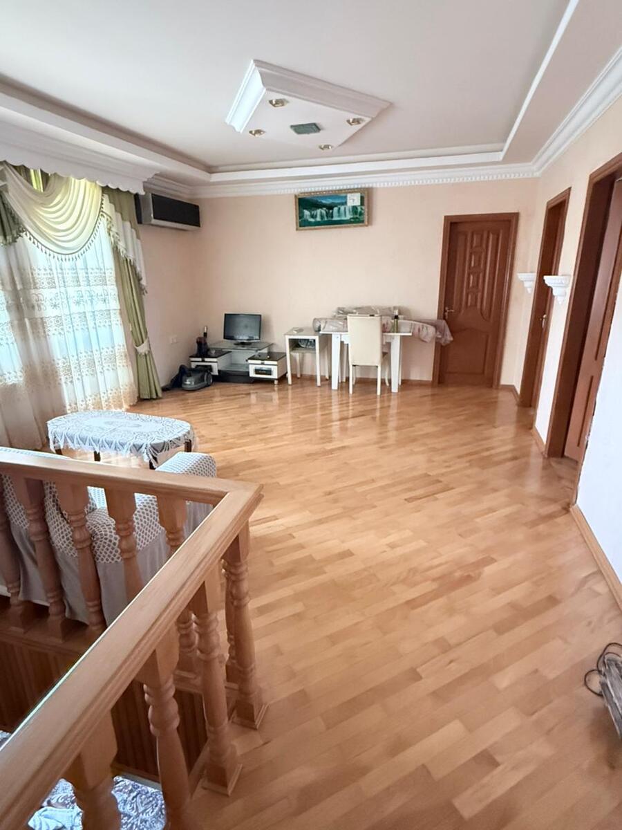 Satılır 5 otaqlı həyət evi/bağ evi 201 m² — Ev, villa, Bakı (7)