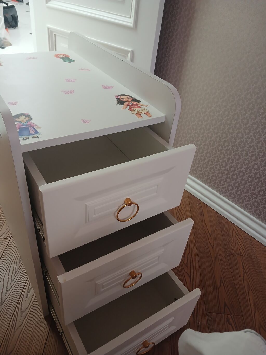 Ağ rəngli uşaq beşiyi və döşək - Material: möhkəm MDF/taxta, hamar və — Mebel, Bakı (8)