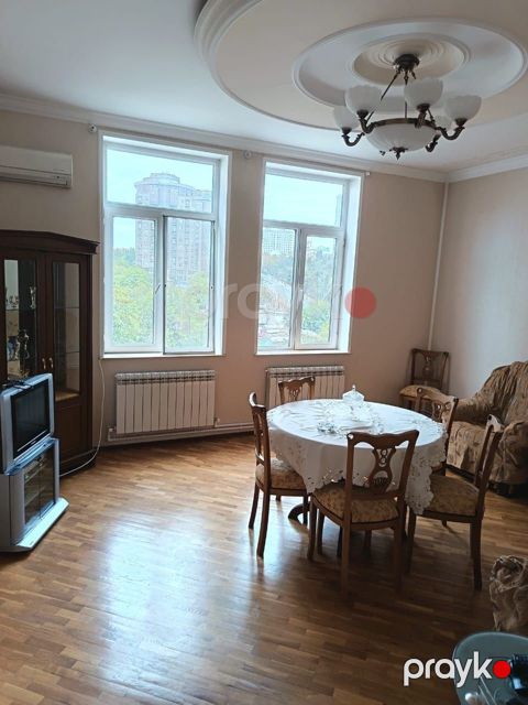 İcarəyə verilir 2 otaqlı yeni tikili 80 m²