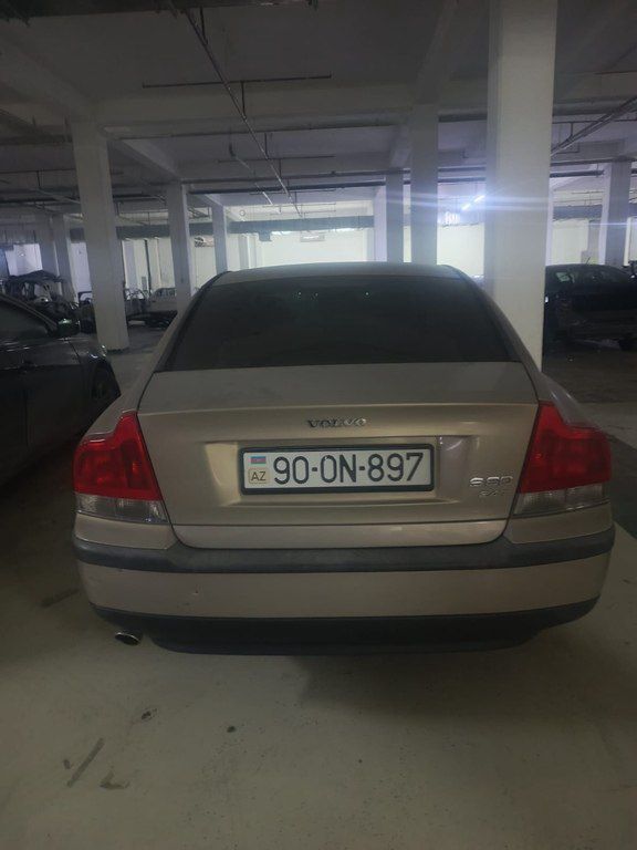 Volvo S60, 2.4 L, 2001 il, 329 535 km — Avtomobillər, Bakı (2)