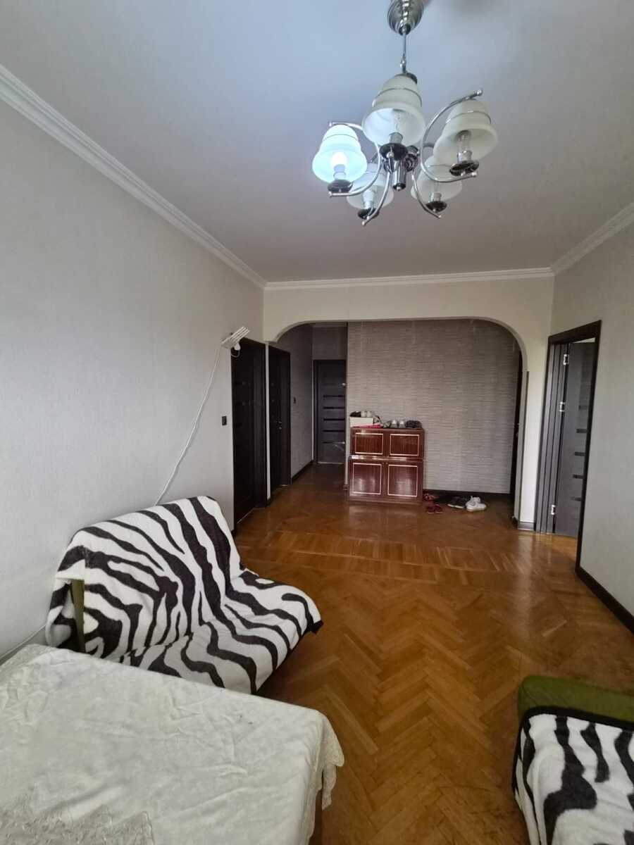 Satılır 4 otaqlı köhnə tikili 115 m² — Mənzil, Bakı (8)