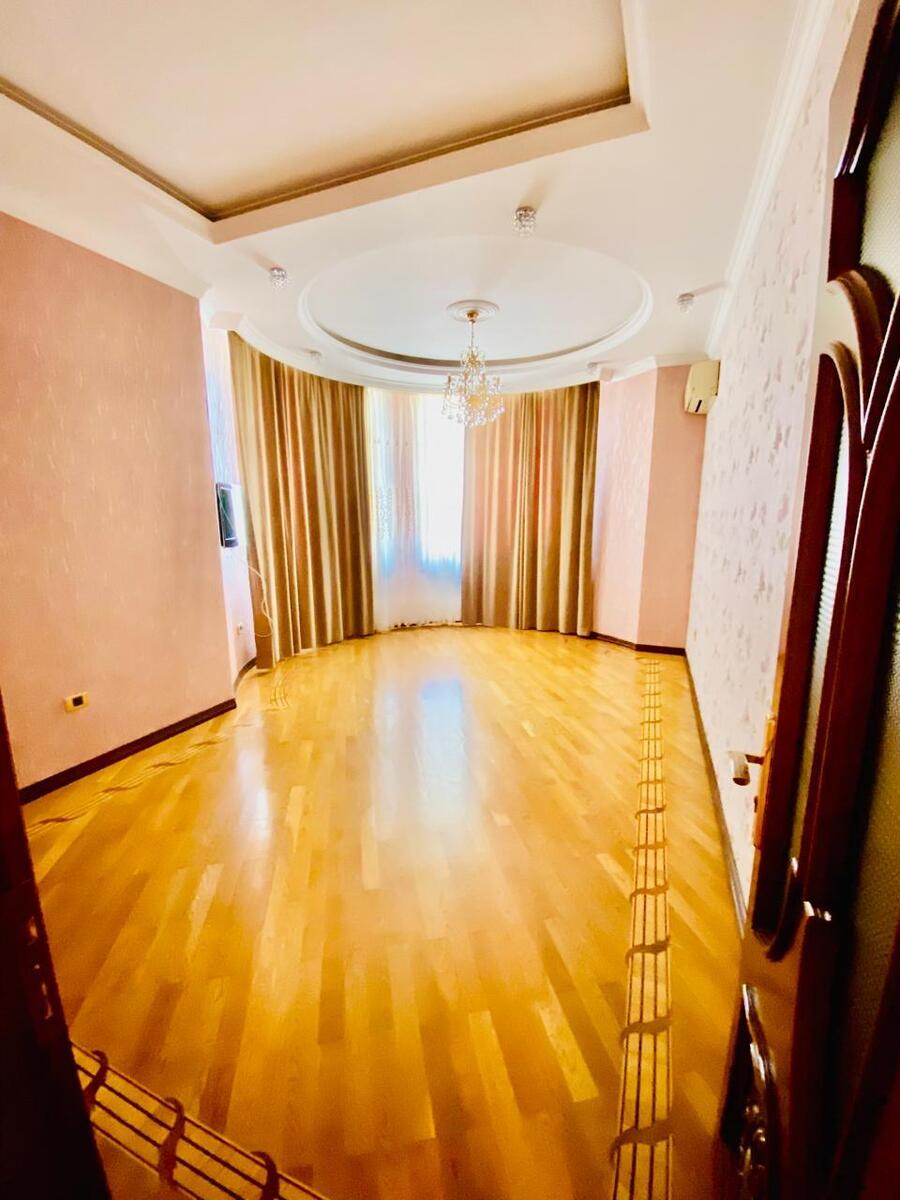 İcarəyə verilir 3 otaqlı yeni tikili 155 m² — Mənzil, Bakı (12)