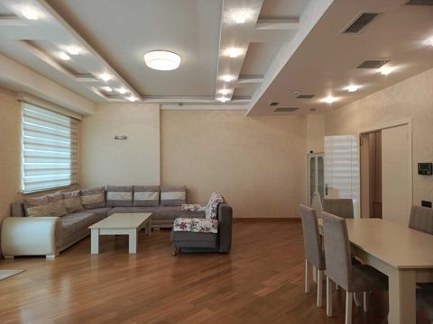 İcarəyə verilir 3 otaqlı yeni tikili 148 m² — Bakı