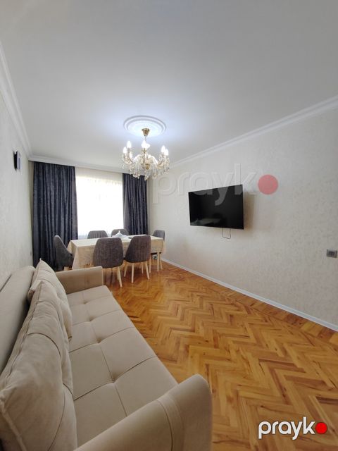 Satılır 3 otaqlı köhnə tikili 75 m² — Bakı