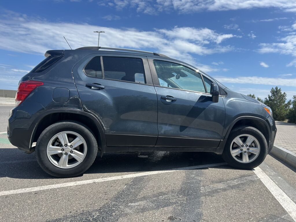 Chevrolet Trax kompakt krossover. Tünd boz rəngli кузов, 5 qapılı SUV — Avto, Digah (6)