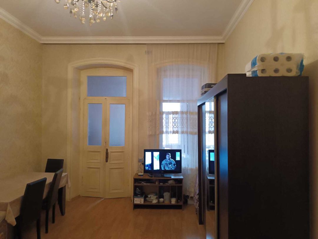 Satılır 1 otaqlı köhnə tikili 37 m² — Mənzil, Bakı (2)
