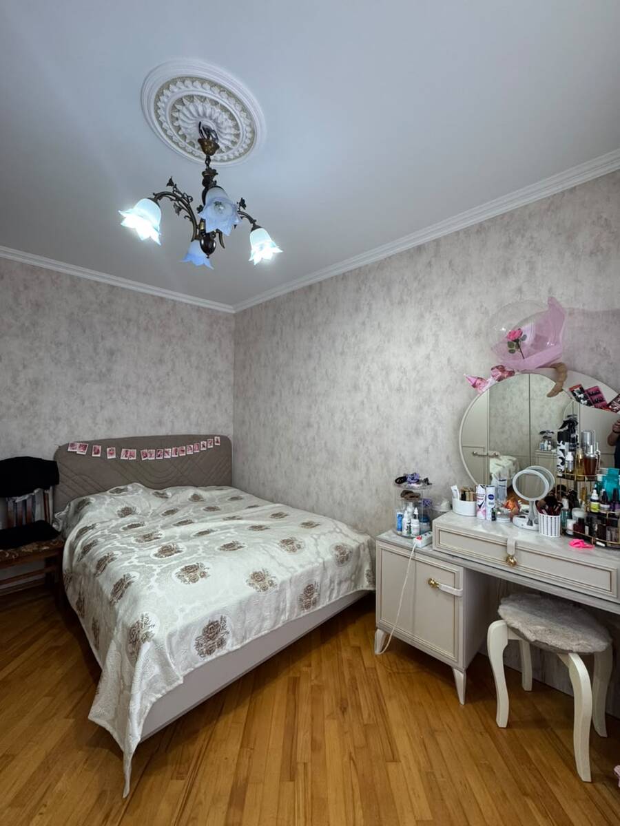 Satılır 4 otaqlı köhnə tikili 110 m² — Mənzil, Bakı (7)