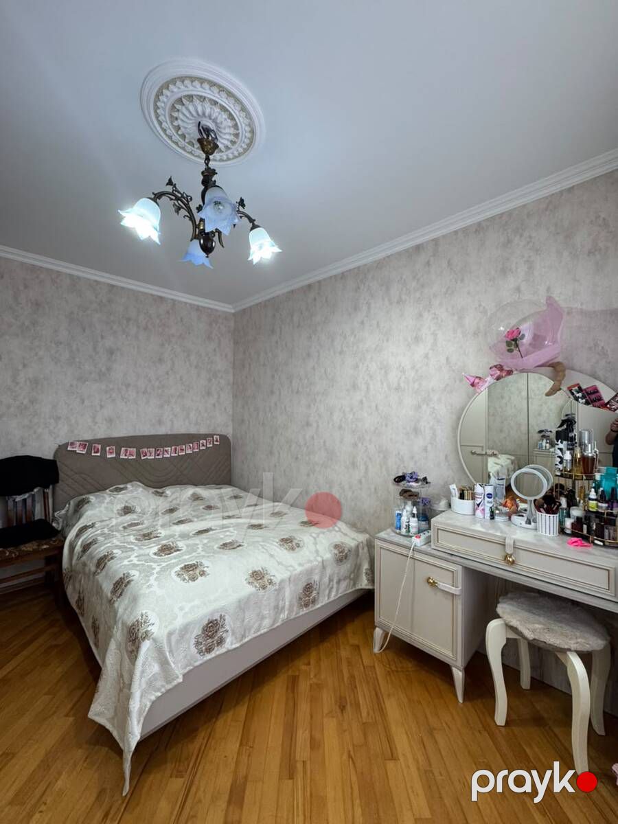 Satılır 4 otaqlı köhnə tikili 110 m² — Mənzil, Bakı (7)