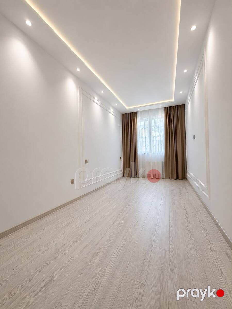 Satılır 2 otaqlı köhnə tikili 55 m² — Mənzil, Bakı (2)