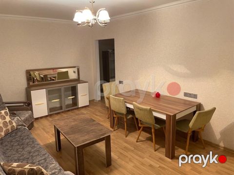 İcarəyə verilir 2 otaqlı köhnə tikili 80 m²