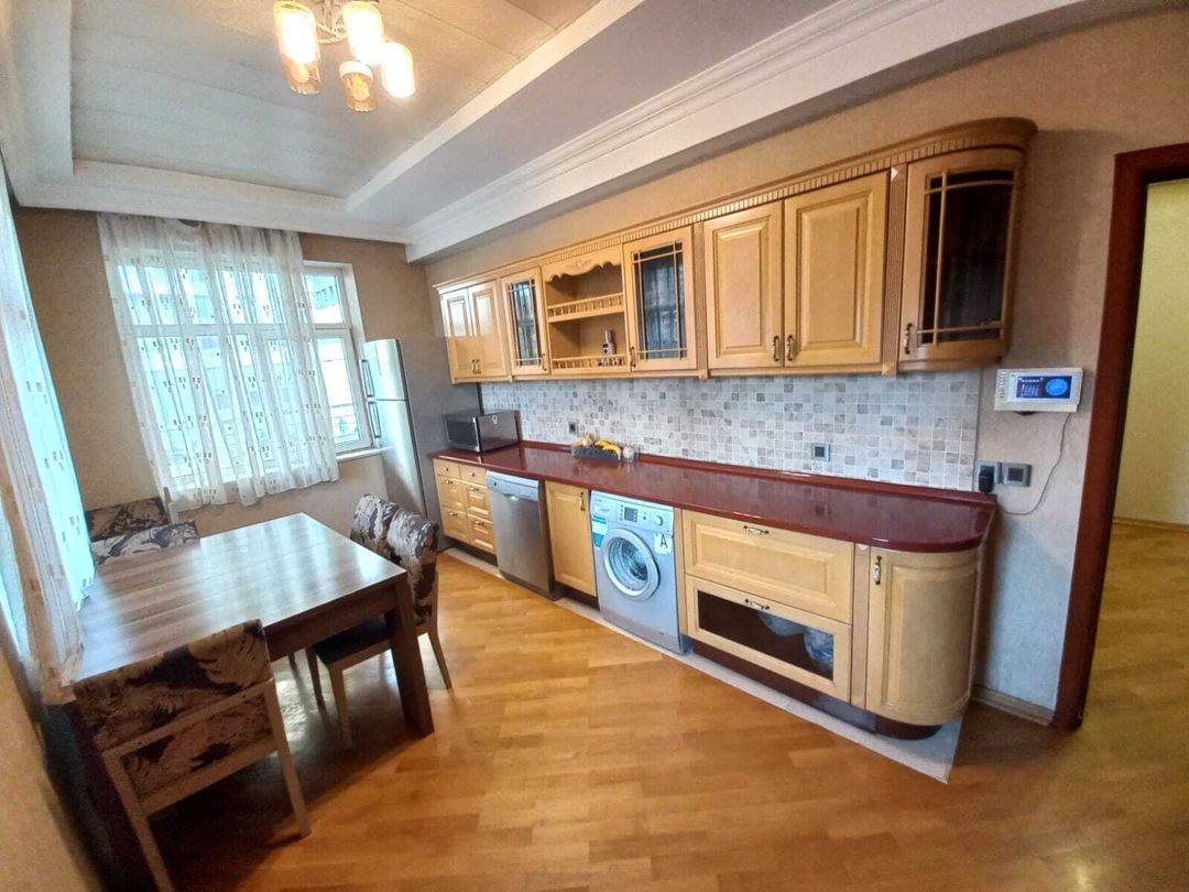 İcarəyə verilir 3 otaqlı yeni tikili 130 m² — Mənzil, Bakı