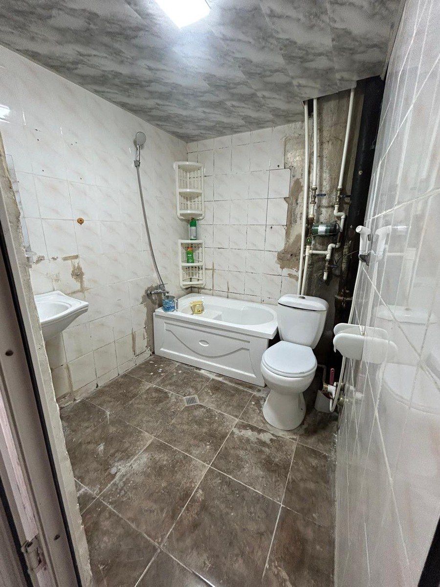Satılır 2 otaqlı köhnə tikili 42 m² — Mənzil, Bakı (7)