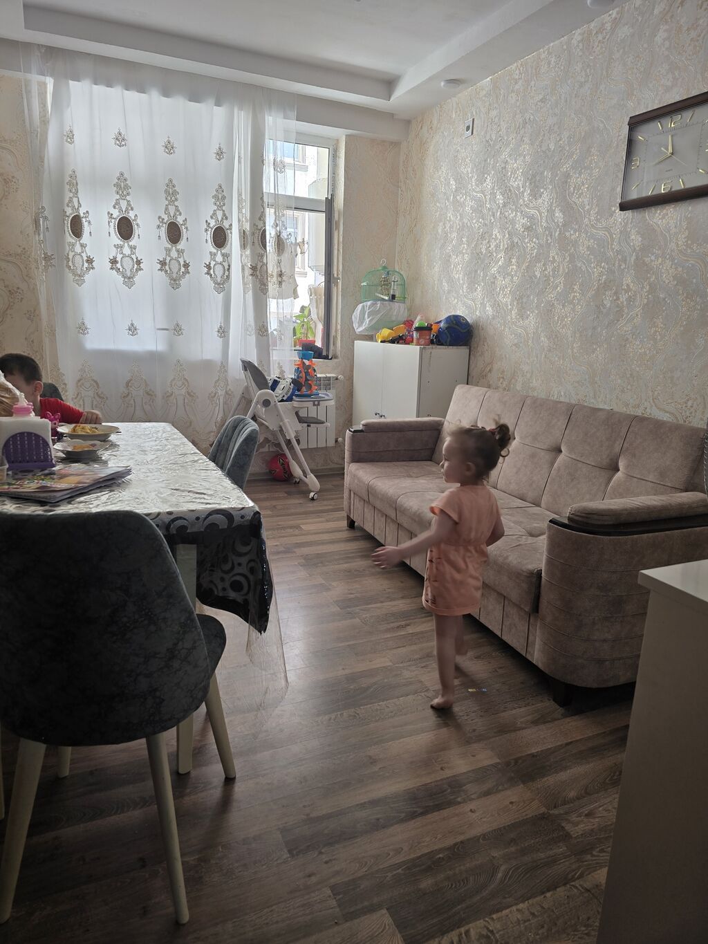 Uşaq otağı üçün mebel dəsti - Beşik: Təbii ağac tonlarında, ağ dekor — Mebel, Bakı (6)