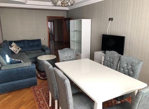 İcarəyə verilir 3 otaqlı yeni tikili 154 m² — Bakı