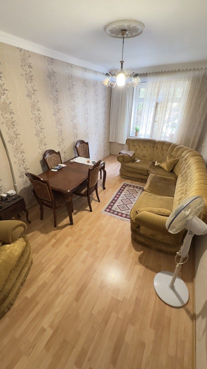 Satılır 2 otaqlı köhnə tikili 60 m² — Mənzil, Bakı