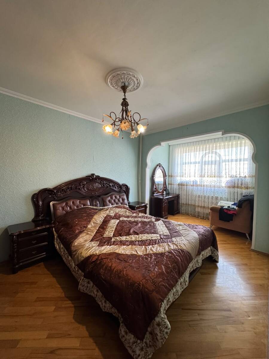 Satılır 4 otaqlı köhnə tikili 110 m² — Mənzil, Bakı (4)