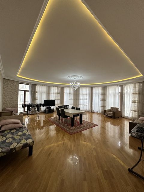 İcarəyə verilir 3 otaqlı yeni tikili 165 m² — Bakı